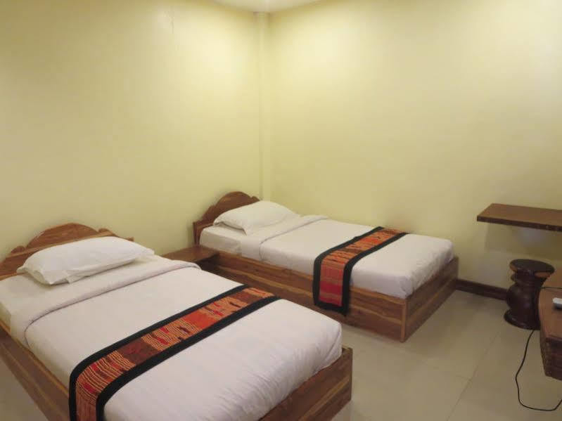 Pakse Mekong Hotel Kültér fotó
